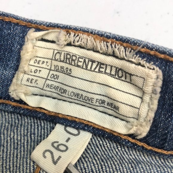 DESIGNER CURRENT/ELLIOT DISTRESS SKINNY 26x27 JEANS 🦋 - Picture 4 of 10